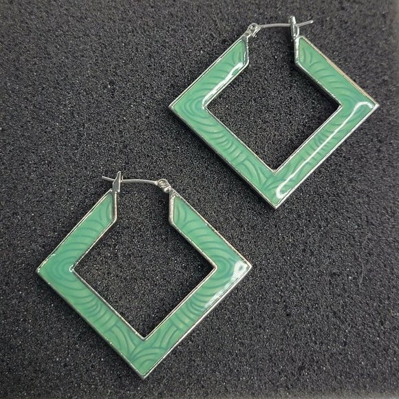 Lia Sophia Jewelry - Lia Sophia Light Green Enamel Hoop Earrings Hinge Closure 1 1/8" Original Box